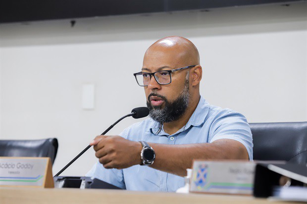 Mãe, tio e avô de Jamilly relataram à CPI como foi o atendimento da criança na UPA