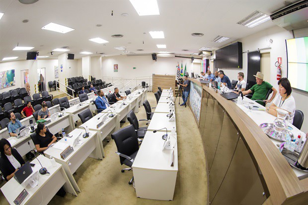 Mãe, tio e avô de Jamilly relataram à CPI como foi o atendimento da criança na UPA