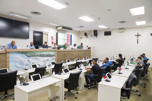 Mãe, tio e avô de Jamilly relataram à CPI como foi o atendimento da criança na UPA