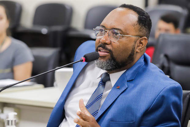 Mãe, tio e avô de Jamilly relataram à CPI como foi o atendimento da criança na UPA