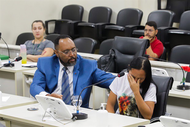 Mãe, tio e avô de Jamilly relataram à CPI como foi o atendimento da criança na UPA