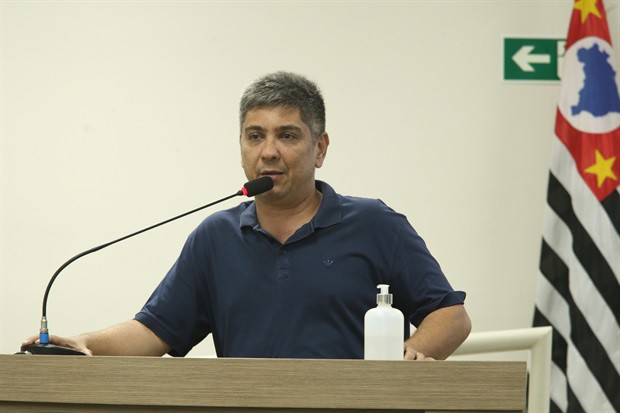 Vereador Relinho (PSDB) é autor do projeto de lei 5/2023, aprovado nesta segunda-feira (13)