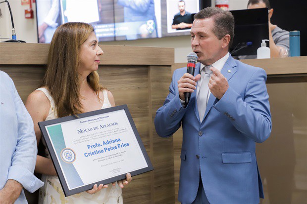 Adriana Cristina Peixe Frias e Laércio Trevisan Jr.