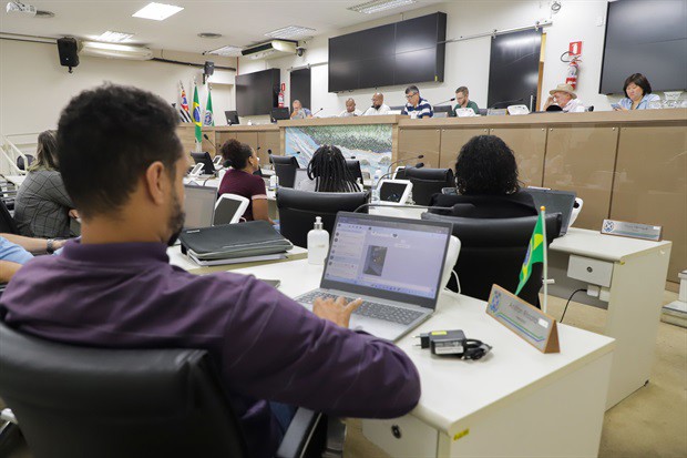 Enfermeira foi convocada pela segunda vez pela CPI para prestar depoimento