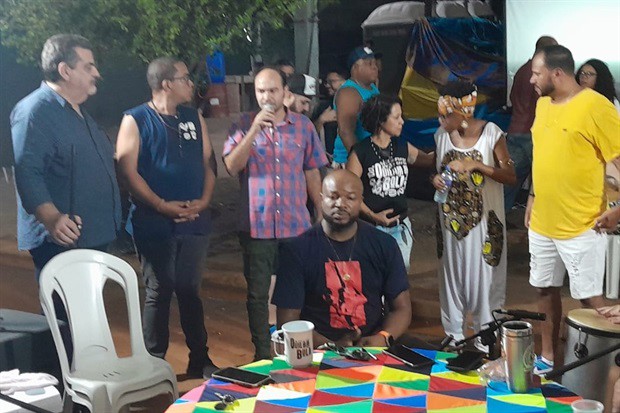 Grupo Quilombola recebe a medalha “Samba Zazá Brasileira”