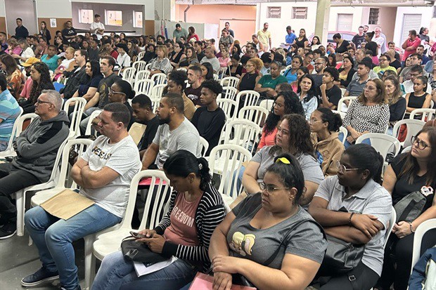 Atividade foi realizada no Salão da Paróquia Santa Catarina, no bairro Nova América
