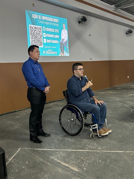 Atividade foi realizada no Salão da Paróquia Santa Catarina, no bairro Nova América