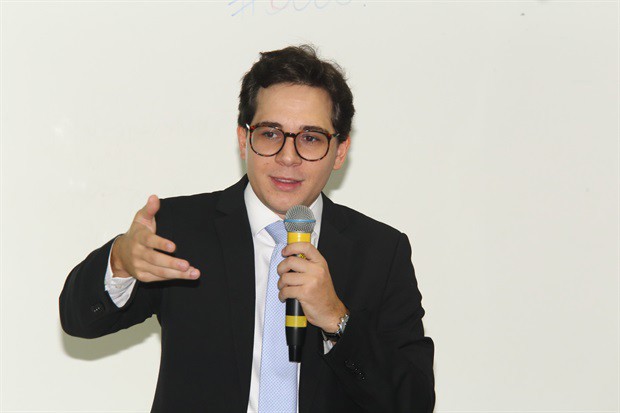 Júlio Dias Taliberti ministrou a palestra "Eleições 2024: análise e atualizações"