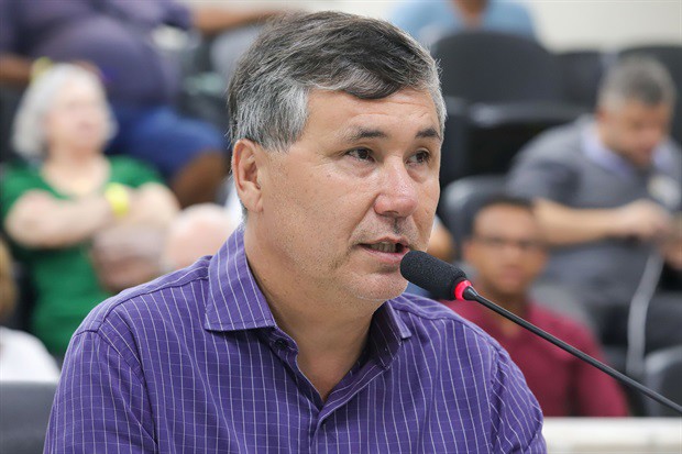 Pedro Kawai é autor do projeto de lei 20/2024, aprovado em primeira discussão na 20ª Reunião Ordinária