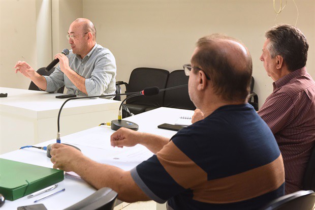 Fórum defende criação de GTs e ação conjunta para novas tecnologias