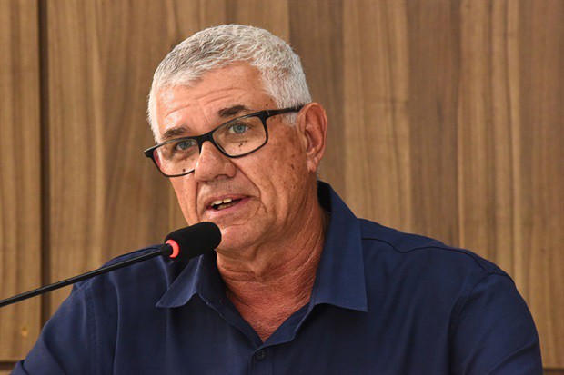 Segundo secretário, judicialização do processo licitatório resultou em atraso este ano