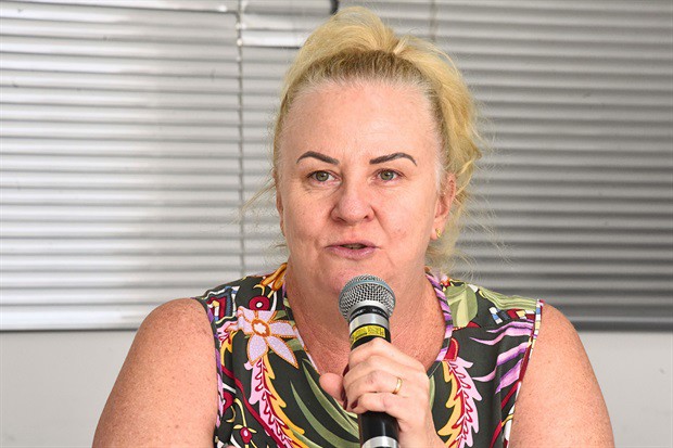 Segundo secretário, judicialização do processo licitatório resultou em atraso este ano