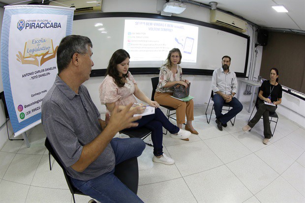 Visita foi realizada na manhã desta terça-feira (7)