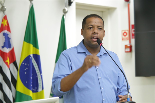 Alunos da Escola Estadual "Professora Dionetti Callegaro Miori" participaram do "Conheça o Legislativo" na tarde desta quarta-feira (8)