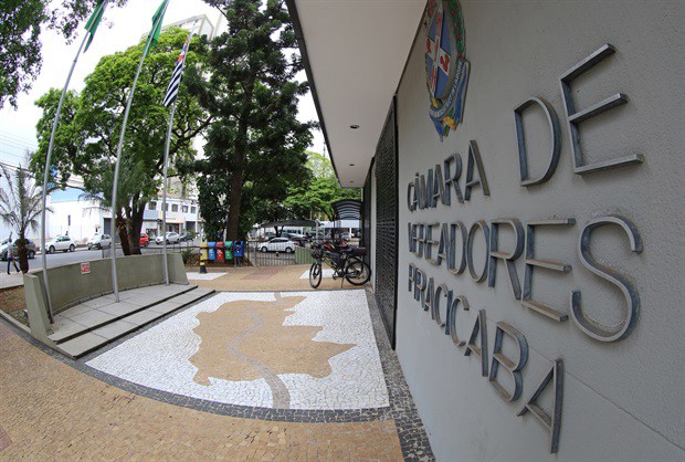 Câmara finaliza pregão para aquisição de gravador de programação
