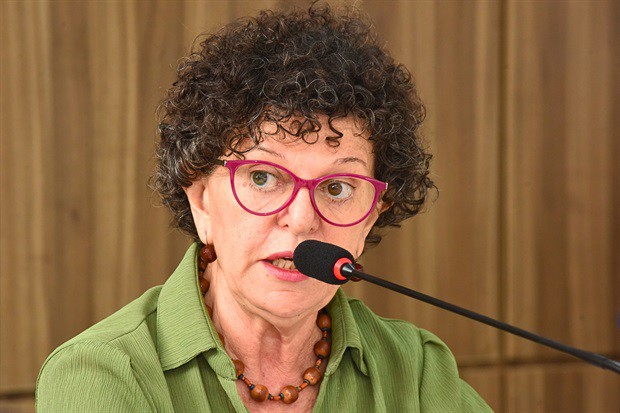 Branca foi convidada pela comissão para apresentar um panorama das atividades desenvolvidas pela pasta