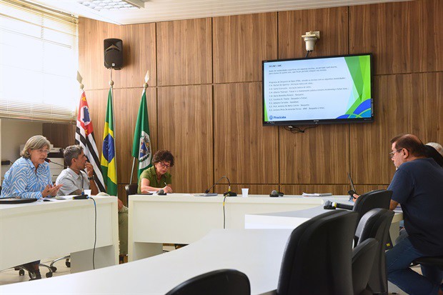 Branca foi convidada pela comissão para apresentar um panorama das atividades desenvolvidas pela pasta