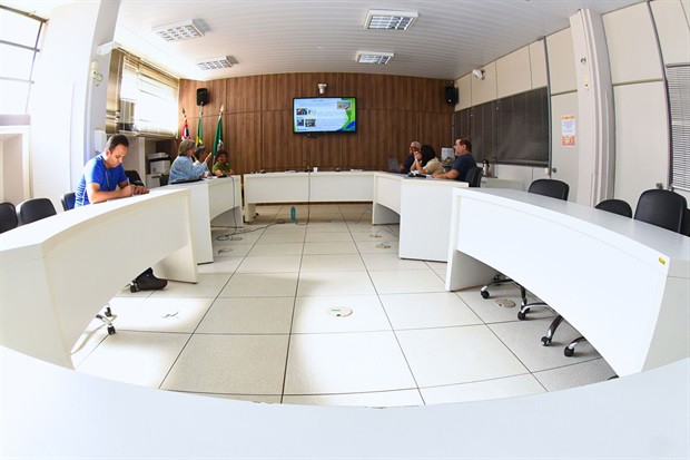 Branca foi convidada pela comissão para apresentar um panorama das atividades desenvolvidas pela pasta