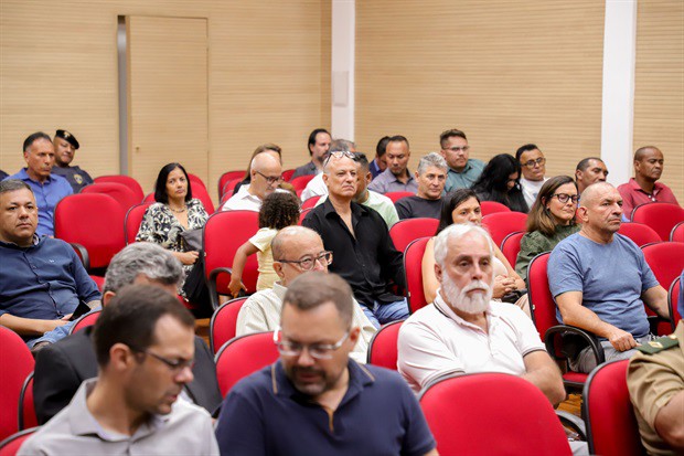 Honrarias são concedidas a personalidades que prestaram relevantes serviços à cidade