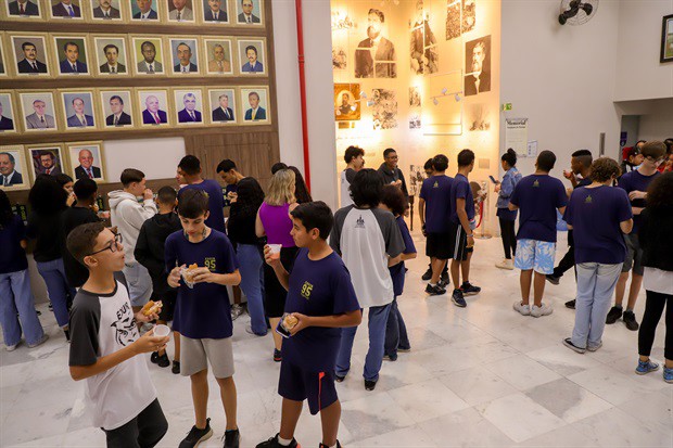 Alunos da Eduir Scarpari participam do "Conheça o Legislativo"