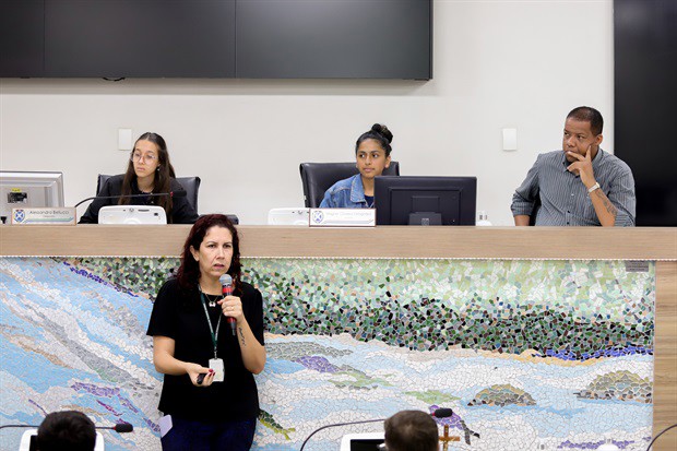 Alunos da Eduir Scarpari participam do "Conheça o Legislativo"