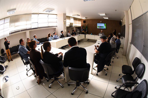 Reunião teve ainda explicação sobre trabalho do Cena e funcionamento do Conselho Municipal de Ciência, Tecnologia e Inovação