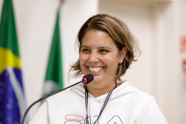 Jovens do Projeto Pescar participam do "Conheça o Legislativo"