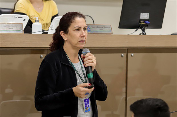 Alunos da E. E. 'Augusto Melega' participam do 'Conheça o Legislativo'