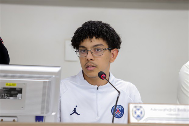 Alunos da E. E. 'Augusto Melega' participam do 'Conheça o Legislativo'