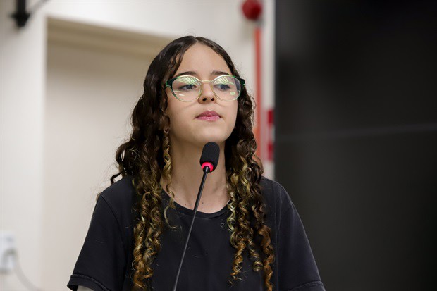 Alunos da E. E. 'Augusto Melega' participam do 'Conheça o Legislativo'