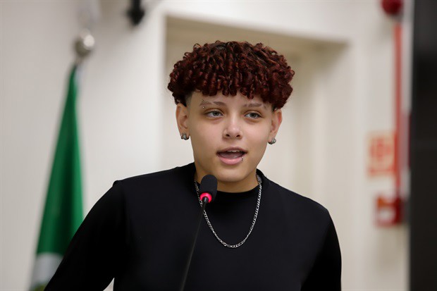 Alunos da E. E. 'Augusto Melega' participam do 'Conheça o Legislativo'