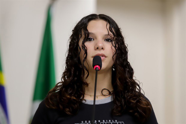 Alunos da E. E. 'Augusto Melega' participam do 'Conheça o Legislativo'