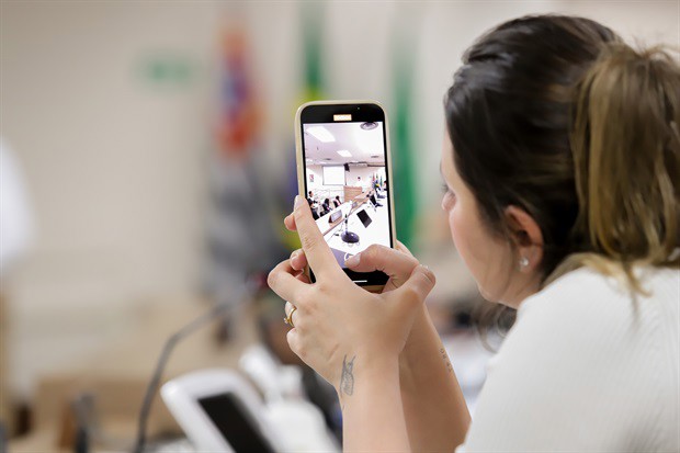 Estudantes da "Augusto Melega' participam do 'Conheça o Legislativo'