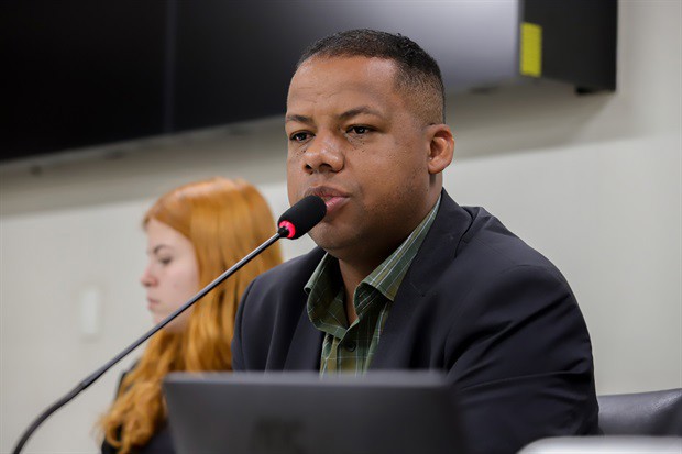 Estudantes da "Augusto Melega' participam do 'Conheça o Legislativo'