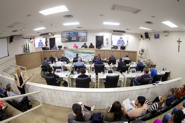 Projeto de lei 119/2024, de autoria de Pedro Kawai (PSDB), segue com emenda da CLJR