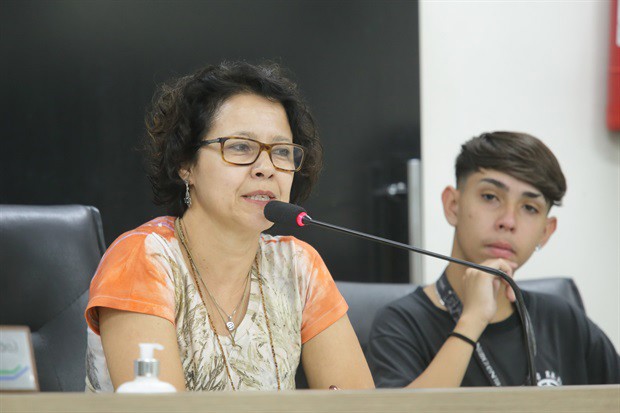 Estudantes da 'Juracy Neves de Mello Ferracciu' visitam a Câmara