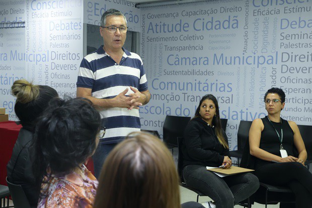 Curso de Libras Intermediário teve encerramento de módulo na tarde desta quarta-feira
