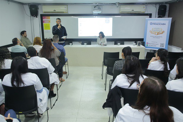 Palestra “Prevenção do Câncer de Cabeça e Pescoço" foi realizada nesta segunda-feira pela Escola do Legislativo