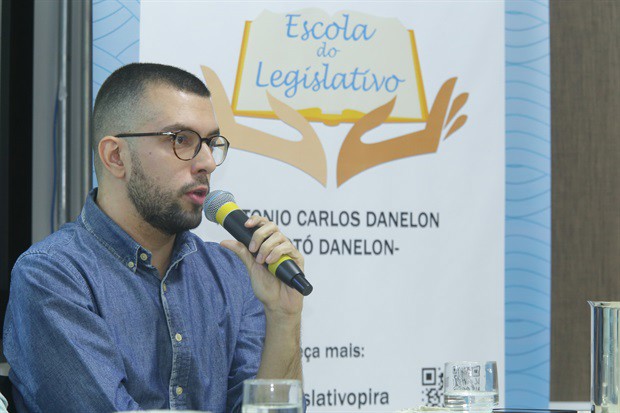 O palestrante Ivan Neto, cirurgião-dentista