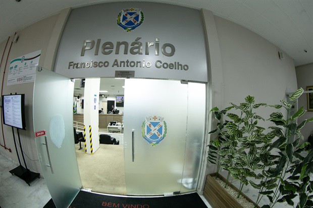 Reunião ordinária aconteceu no Plenário Francisco Antonio Coelho