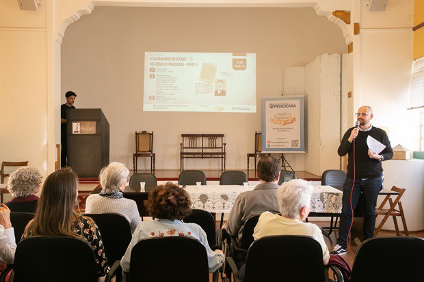 Salvaguarda de documentos históricos da cidade gera debate em evento