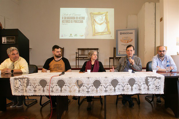 Salvaguarda de documentos históricos da cidade gera debate em evento