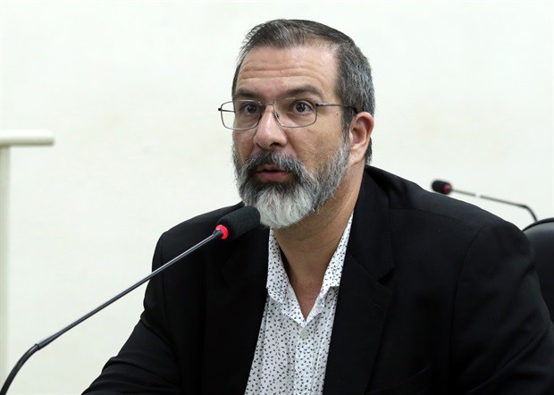 Audiência pública foi realizada na noite desta quarta-feira (23), no Plenário "Franscisco Antonio Coelho"