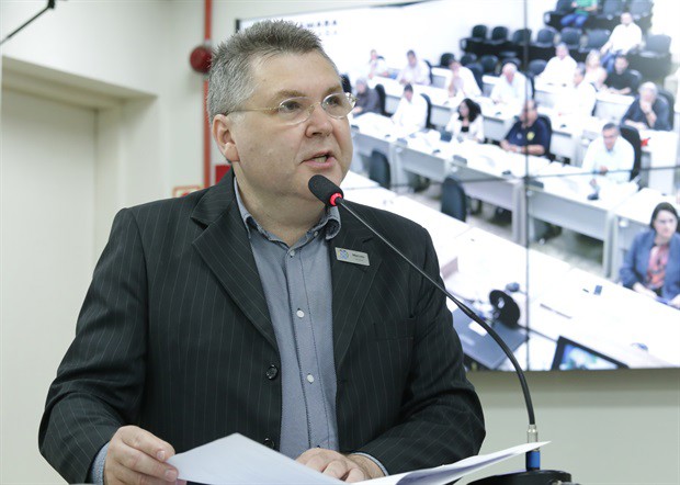 Audiência pública foi realizada na noite desta quarta-feira (23), no Plenário "Franscisco Antonio Coelho"