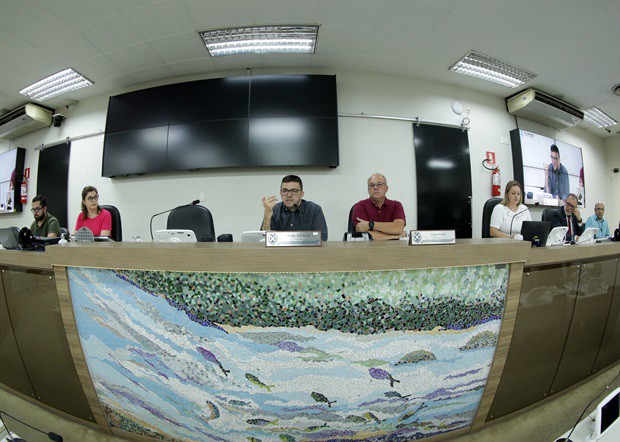 Audiência pública foi realizada na noite desta quarta-feira (23), no Plenário "Franscisco Antonio Coelho"