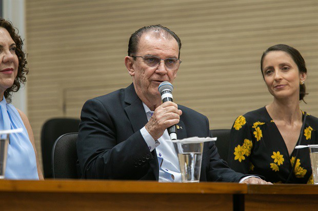 Cláudio Roberto Zambello