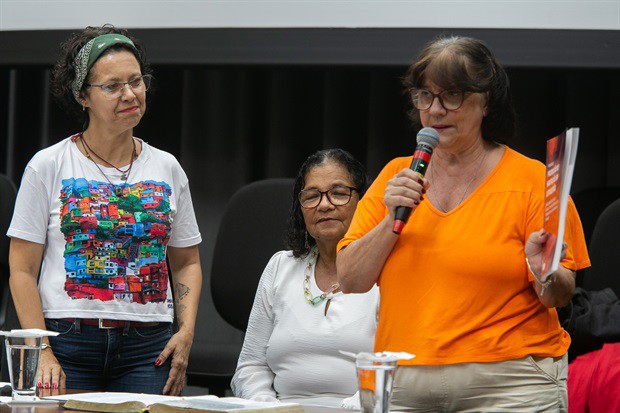 Vereadora Silvia Morales destacou a potência das favelas e lamentou extinção da Emdhap