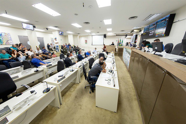 Ao todo, 21 proposituras foram aprovadas na 70ª Reunião Ordinária, nesta segunda-feira (18)