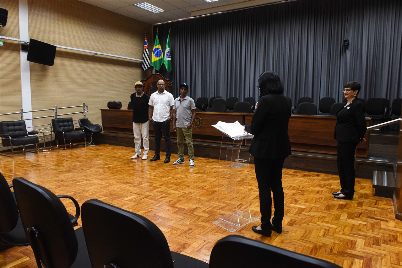 Na carreira profissional, músicos já atuaram em grupos reconhecidos nacionalmente