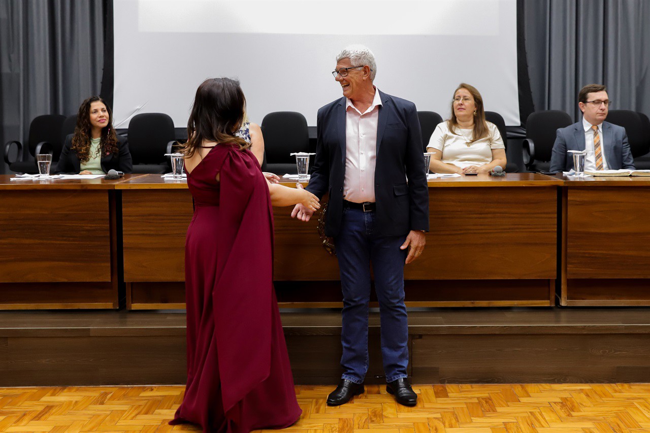 "Nasci para ser voz e dar voz a outras pessoas", destaca Luciana Paula